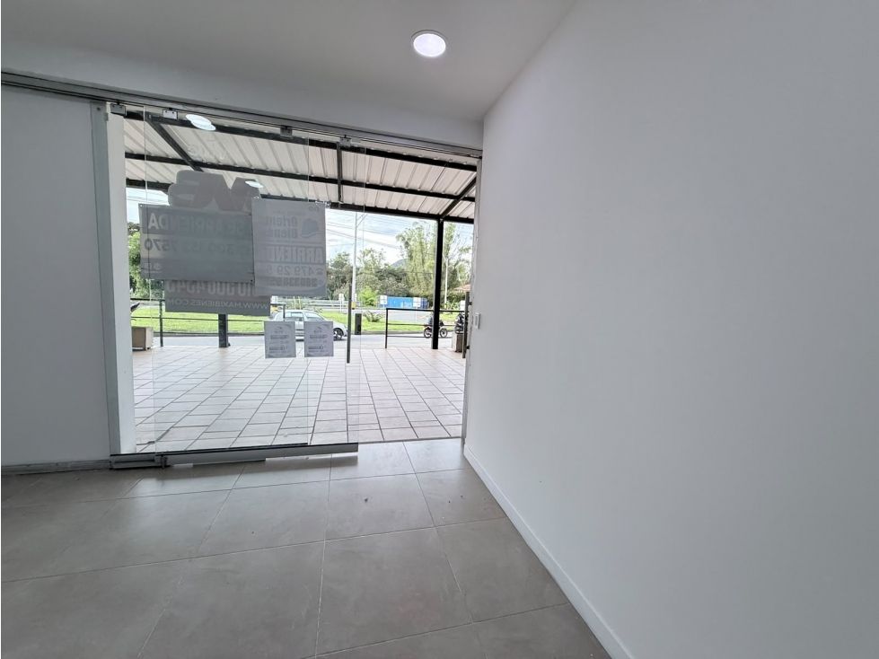 Local en arriendo Antioquia La Ceja Centro 50 m2 Habitaciones 0 Baños 0 Garajes 0 Precio $2700000