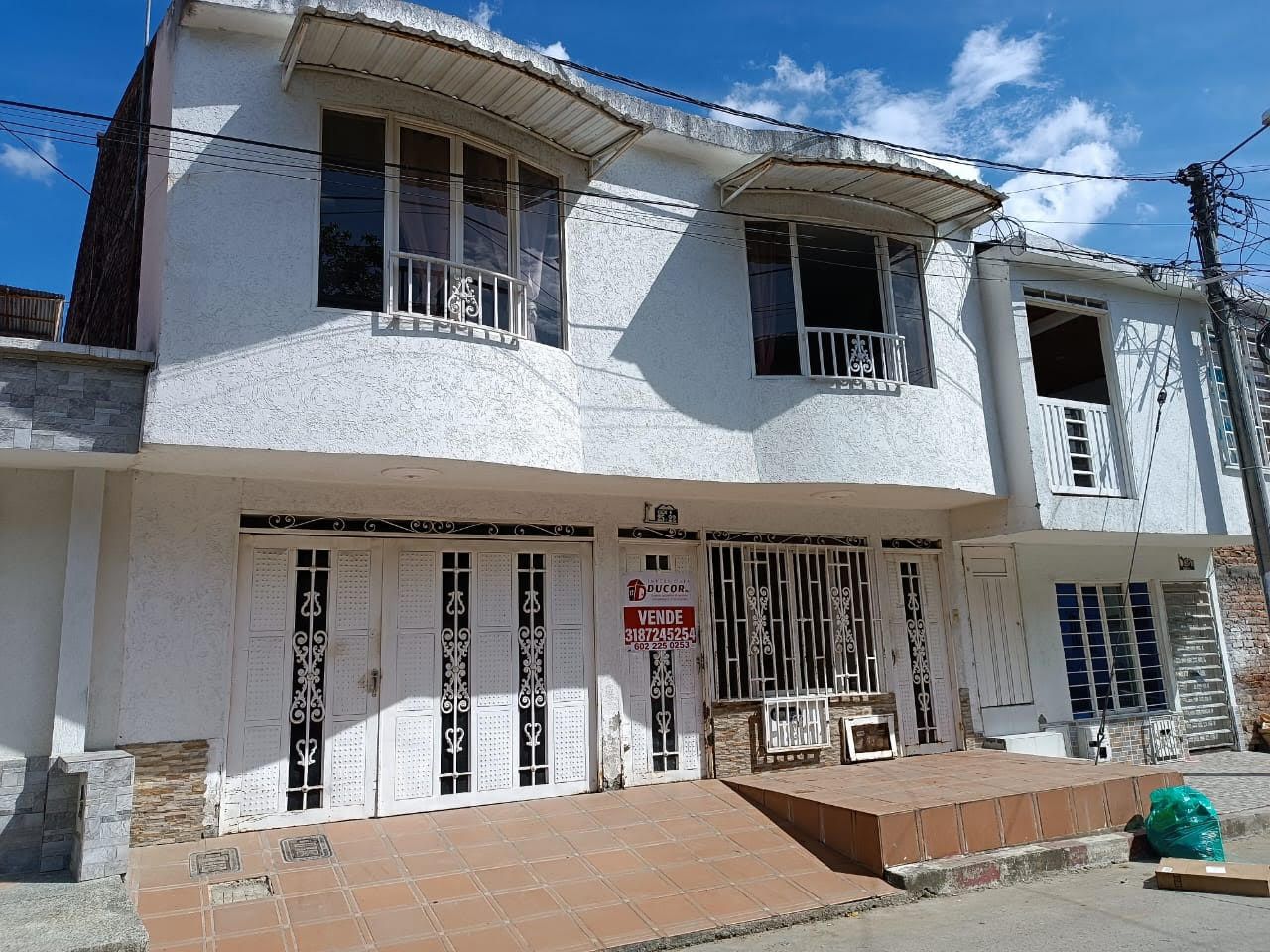 Casa en venta Valle Del Cauca Tuluá 7 De Agosto 180 m2 Habitaciones 6 Baños 3 Garajes 0 Precio $240000000