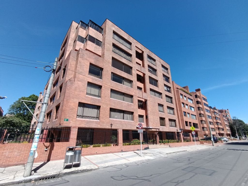 Apartamento en venta Cundinamarca Bogotá Chicó Norte 286 m2 Habitaciones 3 Baños 3 Garajes 3 Precio $1700000000