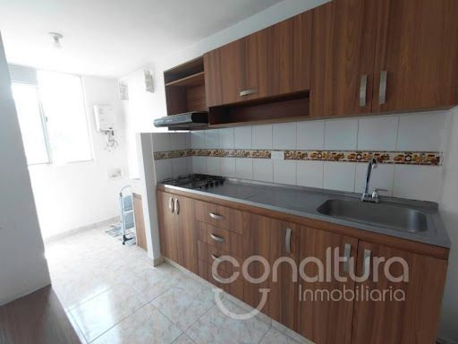 Apartamento en arriendo Antioquia Itagüí Cr Kiwi 70 m2 Habitaciones 3 Baños 2 Garajes 1 Precio $2880000