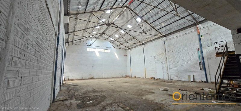Bodega en arriendo Antioquia Medellín La Colina 573 m2 Habitaciones 0 Baños 1 Garajes 0 Precio $24400000