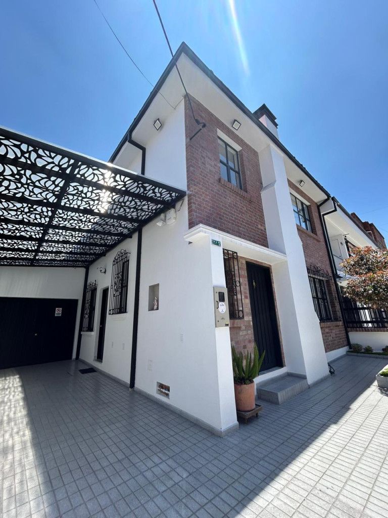 Casa en arriendo Cundinamarca Bogotá Palermo 0 m2 Habitaciones 2 Baños 3 Garajes 3 Precio $5000000
