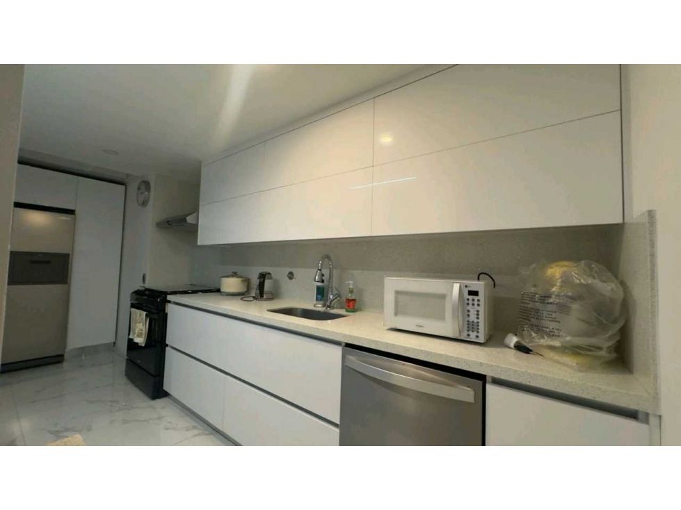 Casa en venta Antioquia Envigado Alcalá 200 m2 Habitaciones 3 Baños 3 Garajes 2 Precio $1300000000