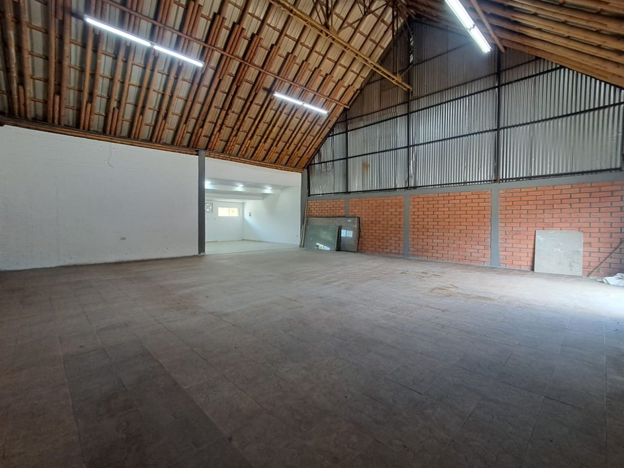 Bodega en arriendo Risaralda Dosquebradas Santa Isabel Et Ii 166 m2 Habitaciones 0 Baños 3 Garajes 0 Precio $5000000