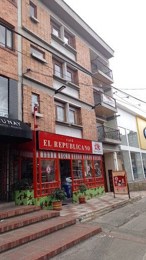 Oficina en arriendo Cundinamarca Bogotá Alfonso López 92 m2 Habitaciones 0 Baños 2 Garajes 0 Precio $2500000