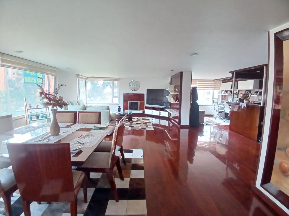 Apartamento en venta Cundinamarca Bogotá Ciudad Salitre Sur-oriental 236 m2 Habitaciones 4 Baños 5 Garajes 2 Precio $2100000000