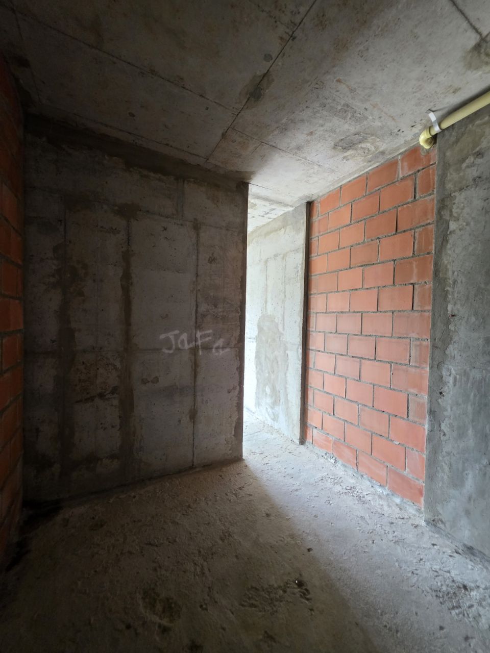 Local en arriendo Valle Del Cauca Cali Nn 23 m2 Habitaciones 0 Baños 1 Garajes 15 Precio $2200000