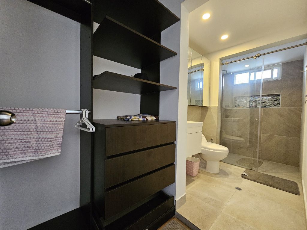 Local en venta Valle Del Cauca Cali Urbanización Ciudad Jardín 1000 m2 Habitaciones 0 Baños 8 Garajes 6 Precio $3500000000