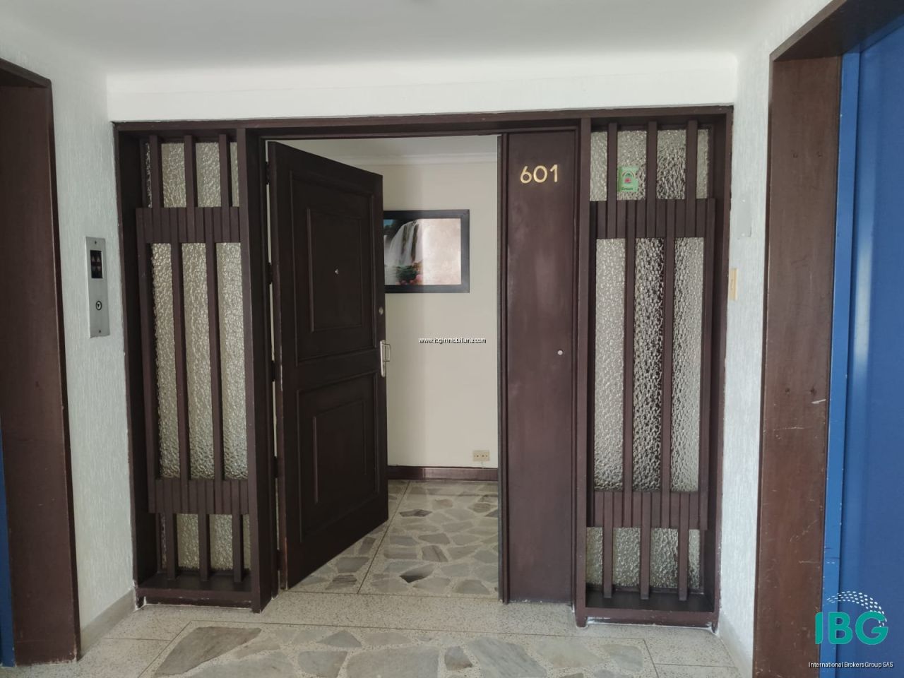 Apartamento en venta Antioquia Medellín Villanueva 290 m2 Habitaciones 4 Baños 4 Garajes 2 Precio $900000000