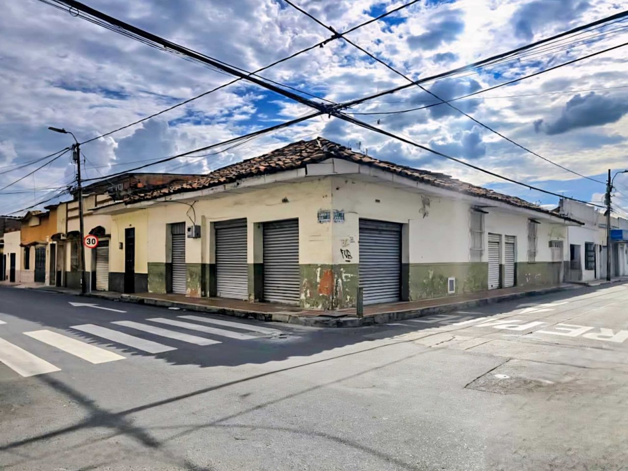 Local en arriendo Valle Del Cauca Palmira Barrio Nuevo 120 m2 Habitaciones 0 Baños 1 Garajes 0 Precio $2800000