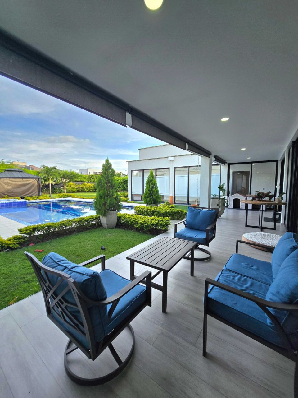 Finca en venta Valle Del Cauca Palmira Palmira 442 m2 Habitaciones 6 Baños 7 Garajes 2 Precio $1400000000