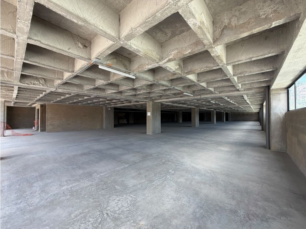 Edificio en venta Antioquia Itagüí Itagüí 6552 m2 Habitaciones 0 Baños 10 Garajes 29 Precio $36000000000