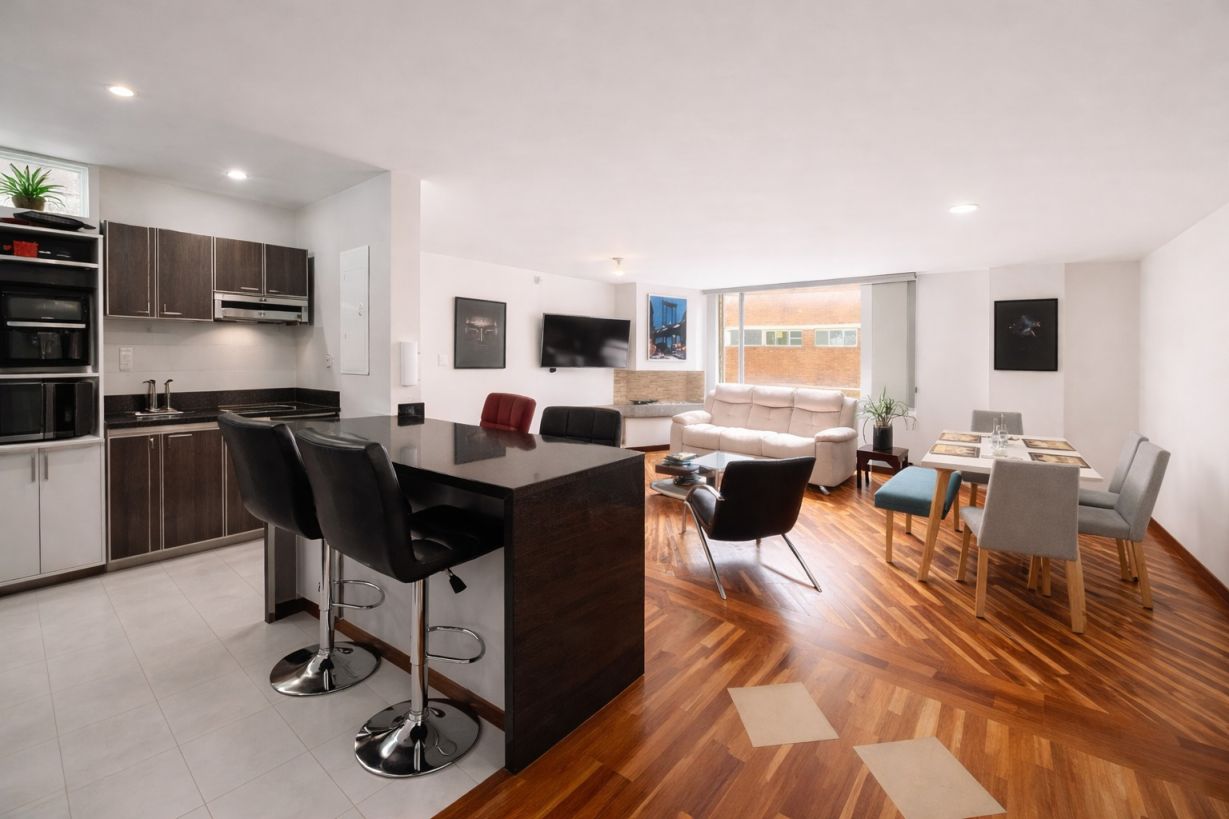 Apartamento en venta Cundinamarca Bogotá Santa Barbara Central 103 m2 Habitaciones 3 Baños 3 Garajes 1 Precio $700000000