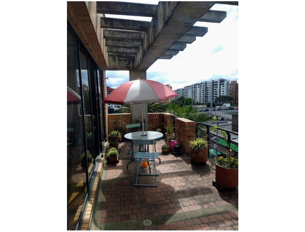 Apartamento en venta Cundinamarca Bogotá Bella Suiza 180 m2 Habitaciones 4 Baños 3 Garajes 2 Precio $1200000000