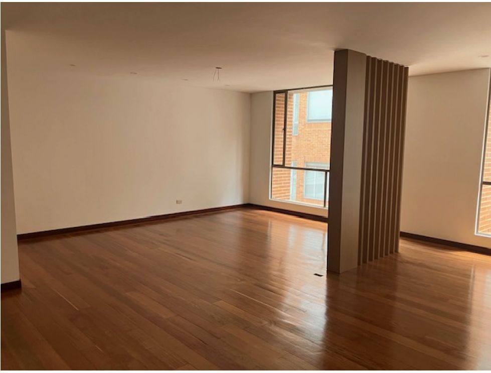 Apartamento en venta Cundinamarca Bogotá Santa Barbara Occidental 185 m2 Habitaciones 3 Baños 4 Garajes 2 Precio $1200000000