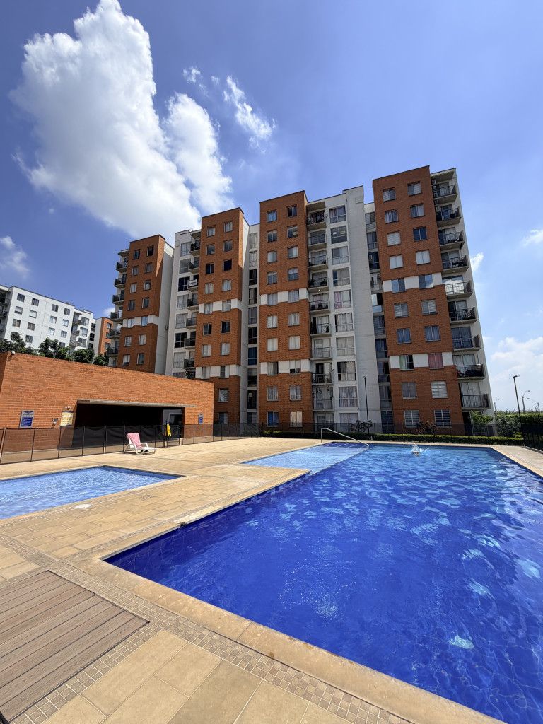 Apartamento en venta Valle Del Cauca Cali Condominio Marfil 60 m2 Habitaciones 2 Baños 2 Garajes 0 Precio $240000000