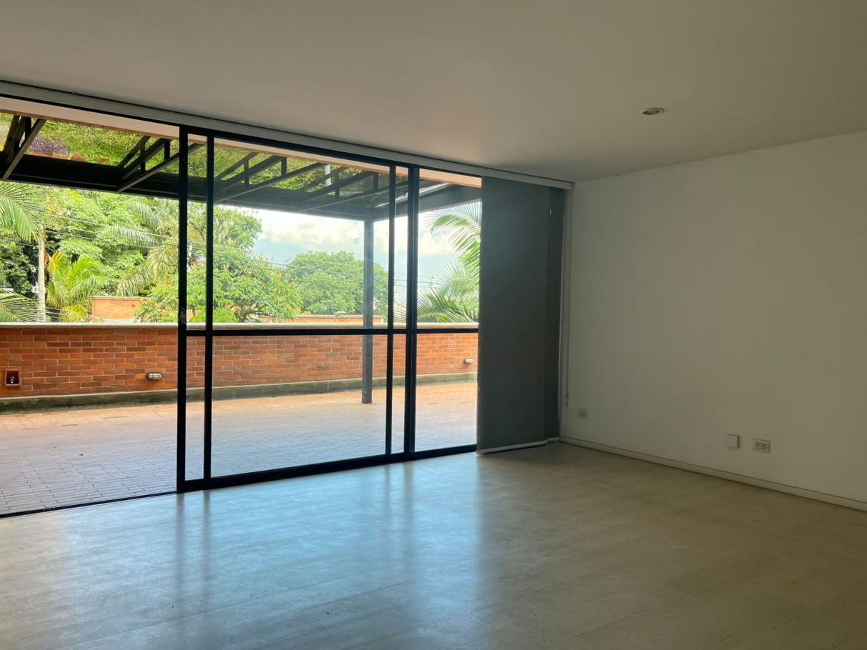 Apartamento en arriendo Antioquia Envigado La Pradera 75 m2 Habitaciones 2 Baños 2 Garajes 1 Precio $5150000
