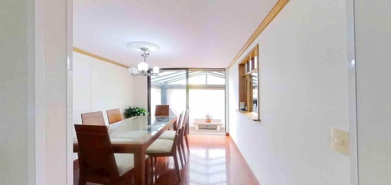 Casa en venta Cundinamarca Bogotá Parques De Lorena 152 m2 Habitaciones 4 Baños 4 Garajes 2 Precio $750720000