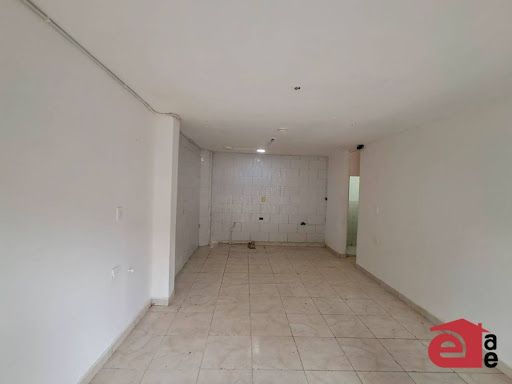 Local en arriendo Antioquia Envigado Zona Centro 33 m2 Habitaciones 0 Baños 1 Garajes 0 Precio $2300000