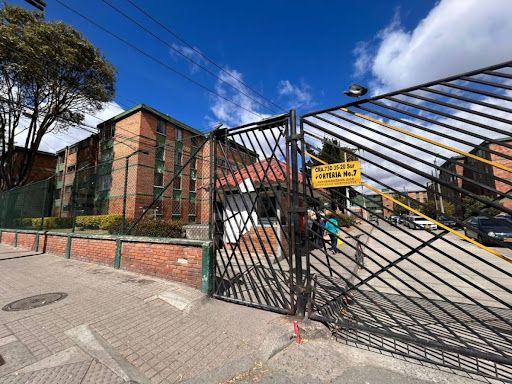 Apartamento en arriendo Cundinamarca Bogotá Super Manzana 5 48 m2 Habitaciones 2 Baños 1 Garajes 0 Precio $1400000