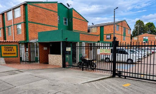 Apartamento en arriendo Cundinamarca Bogotá Capellanía 52 m2 Habitaciones 4 Baños 1 Garajes 0 Precio $2000000