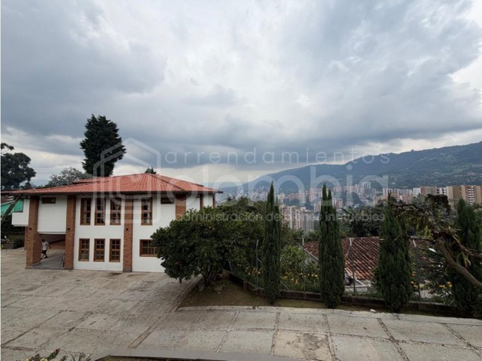 Finca en arriendo Antioquia Envigado San Rafael 700 m2 Habitaciones 3 Baños 4 Garajes 5 Precio $15000000