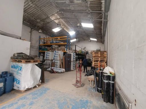 Bodega en arriendo Antioquia Medellín Noel 290 m2 Habitaciones 0 Baños 2 Garajes 0 Precio $12500000