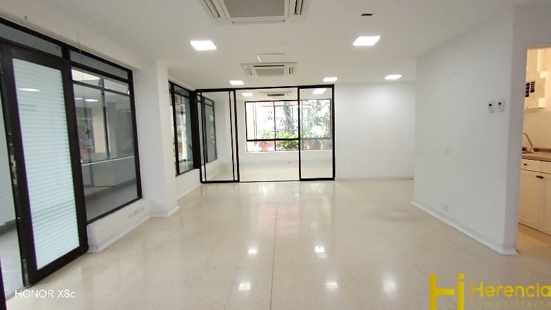 Oficina en arriendo Antioquia Medellín Moscu No 1 60 m2 Habitaciones 0 Baños 1 Garajes 0 Precio $5000000
