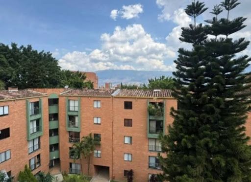 Apartamento en arriendo Antioquia Medellín Santa Teresita 85 m2 Habitaciones 4 Baños 3 Garajes 1 Precio $3300000