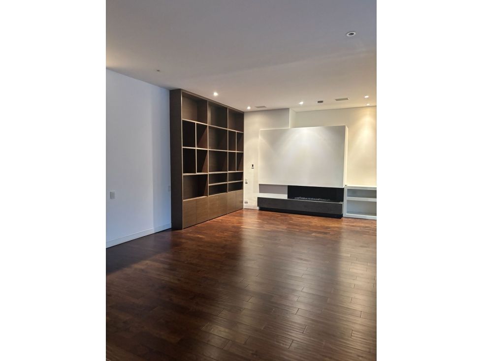 Apartamento en arriendo Cundinamarca Bogotá La Cabrera 257 m2 Habitaciones 3 Baños 4 Garajes 4 Precio $20008000
