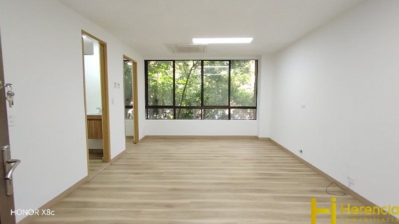 Oficina en arriendo Antioquia Medellín Moscu No 1 33 m2 Habitaciones 0 Baños 1 Garajes 1 Precio $3050000
