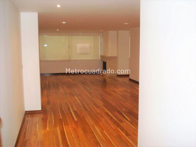Apartamento en venta Cundinamarca Bogotá Las Acacias 130 m2 Habitaciones 2 Baños 3 Garajes 2 Precio $900000000
