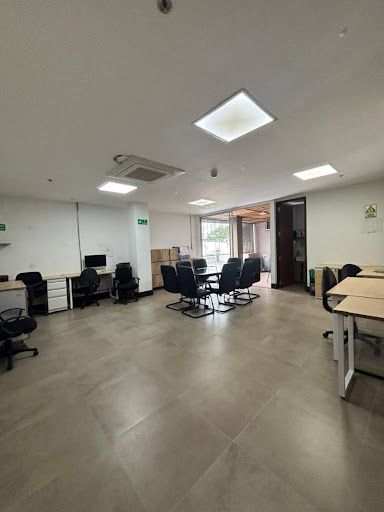 Local en arriendo Risaralda Pereira Pinares De San Martin 45 m2 Habitaciones 0 Baños 1 Garajes 1 Precio $2800000