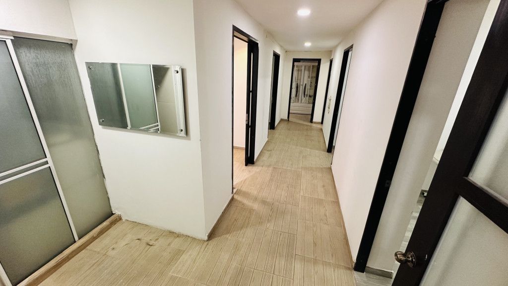 Oficina en arriendo Valle Del Cauca Cali La Hacienda 90 m2 Habitaciones 0 Baños 1 Garajes 0 Precio $3600000