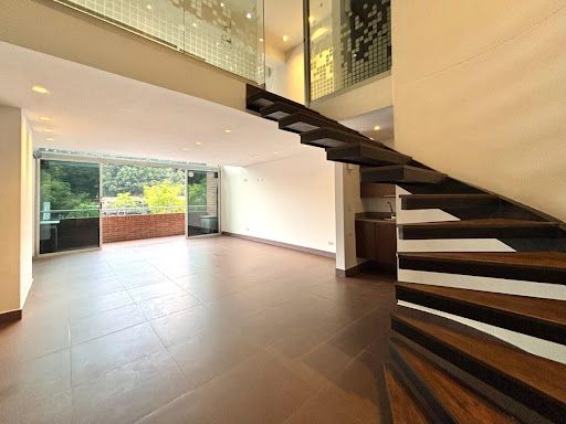 Oficina en arriendo Antioquia Medellín Castropol 90 m2 Habitaciones 0 Baños 2 Garajes 1 Precio $6500000
