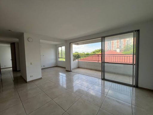 Apartamento en arriendo Valle Del Cauca Cali Prados Del Norte 70 m2 Habitaciones 2 Baños 2 Garajes 1 Precio $2300000