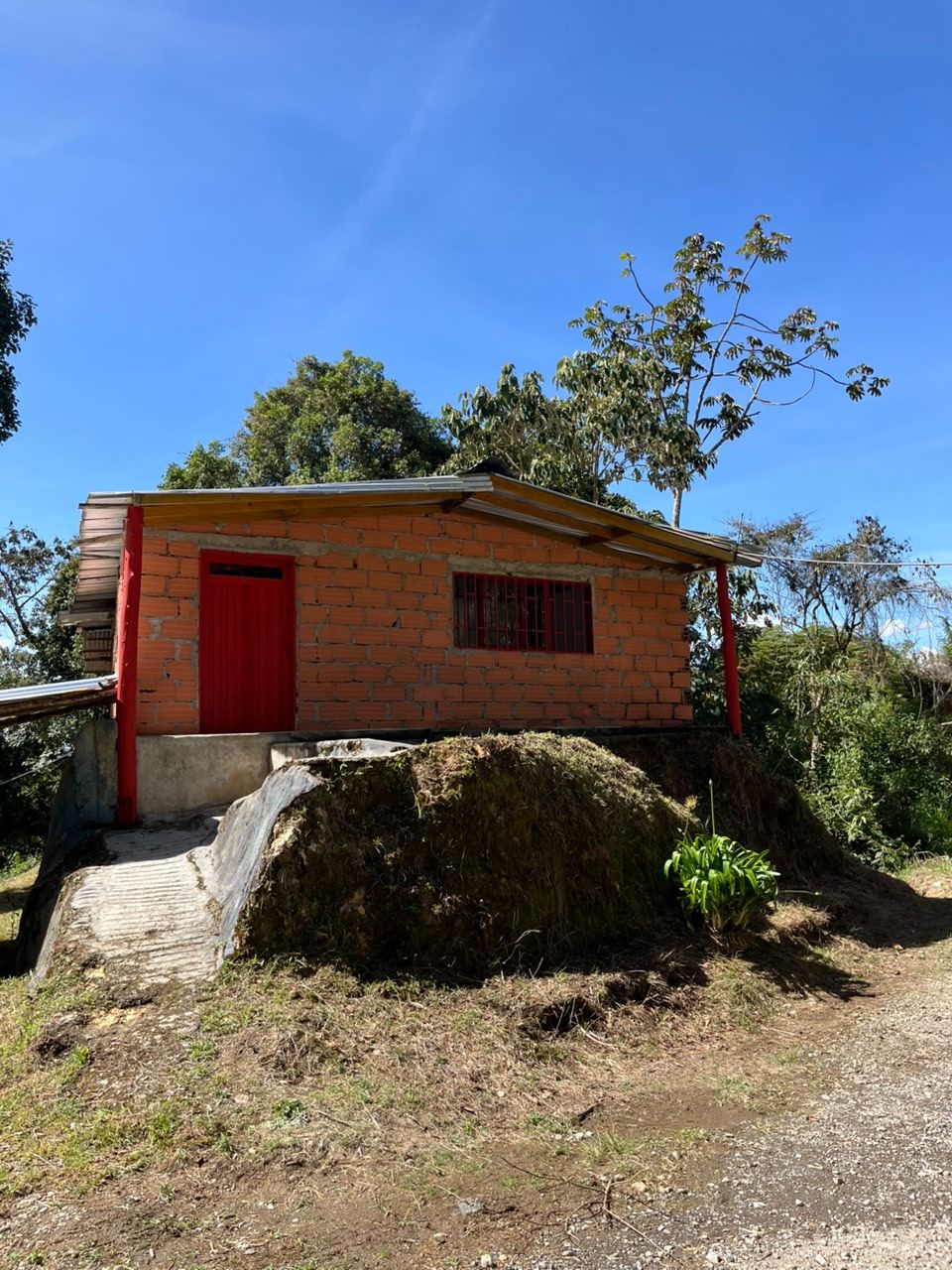 Finca en venta Antioquia Abejorral Rodeo Alto 50 m2 Habitaciones 3 Baños 1 Garajes 1 Precio $250000000