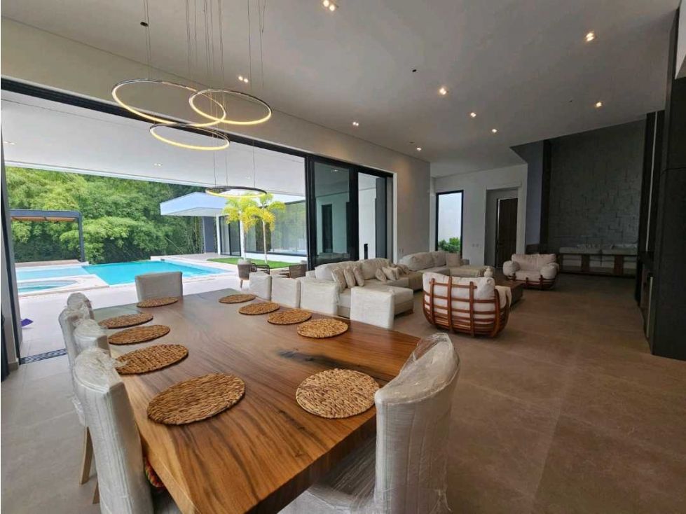 Casa Campestre en venta Caldas Manizales Manizales 600 m2 Habitaciones 5 Baños 6 Garajes 4 Precio $3500000000