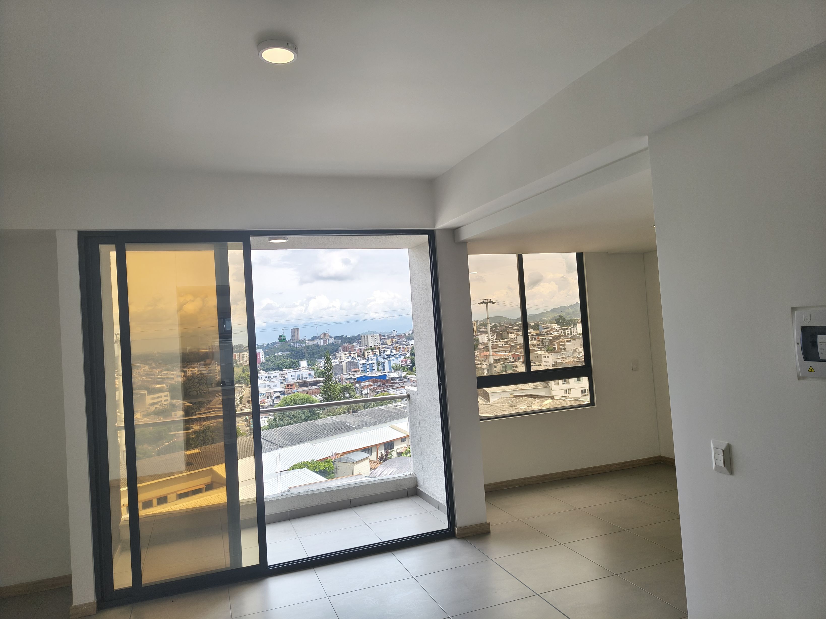 Apartaestudio en arriendo Risaralda Pereira San Jose Sur 51 m2 Habitaciones 1 Baños 2 Garajes 1 Precio $2300000