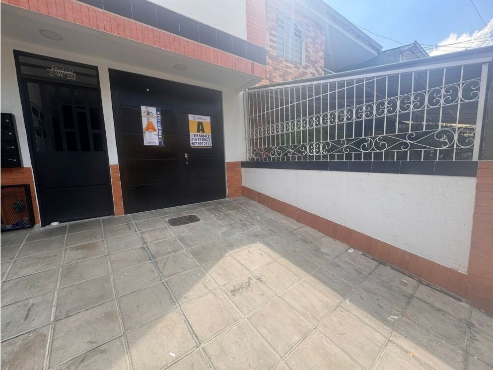 Local en arriendo Santander Bucaramanga Centro 16 m2 Habitaciones 0 Baños 1 Garajes 1 Precio $800000