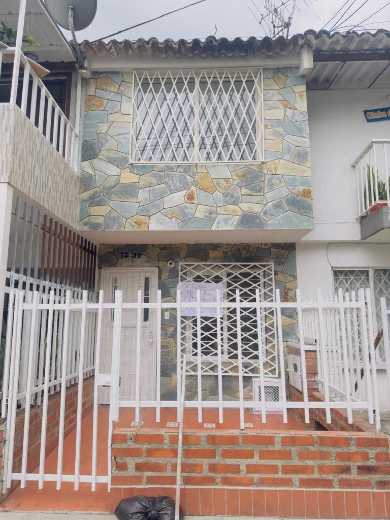 Casa en arriendo Valle Del Cauca Cali Brisas De Los Álamos 60 m2 Habitaciones 3 Baños 2 Garajes 0 Precio $1100000