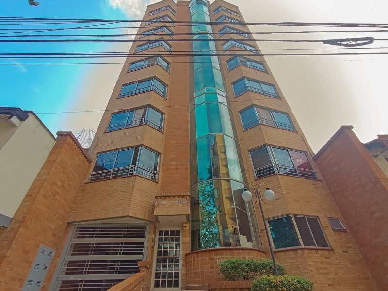 Apartamento en arriendo Antioquia Medellín Las Acacias 110 m2 Habitaciones 3 Baños 2 Garajes 2 Precio $3900000