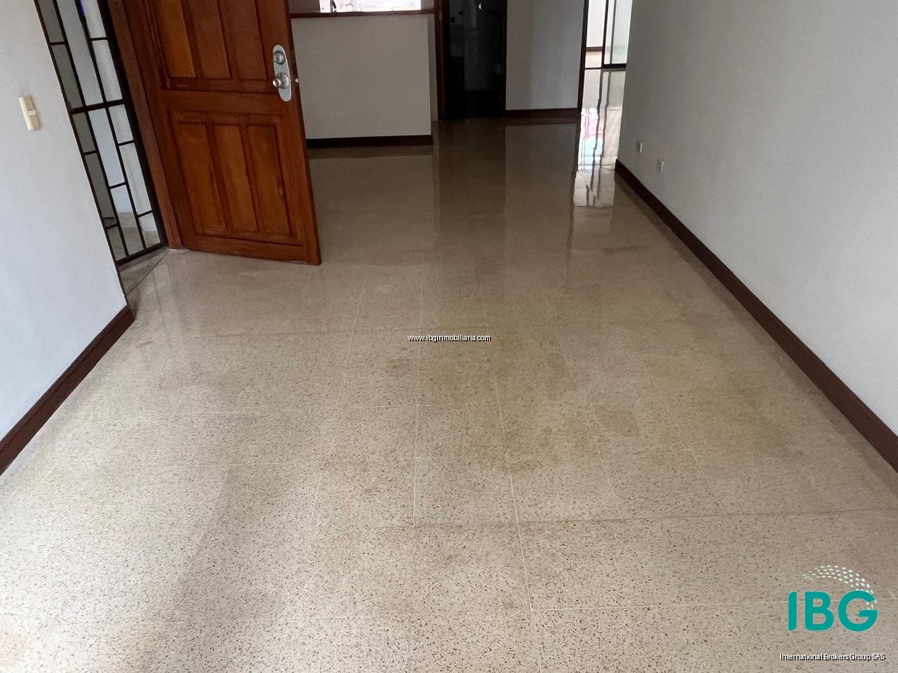 Apartamento en arriendo Antioquia Medellín Laureles 87 m2 Habitaciones 3 Baños 3 Garajes 0 Precio $3300000