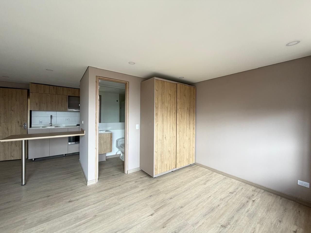 Apartaestudio en venta Cundinamarca Bogotá Prado Pinzón 33 m2 Habitaciones 1 Baños 1 Garajes 0 Precio $245000000