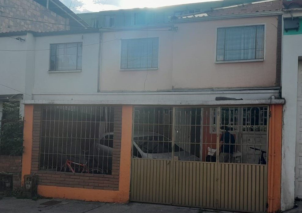 Apartamento en arriendo Cundinamarca Bogotá Floralia I Sector 100 m2 Habitaciones 3 Baños 2 Garajes 1 Precio $1800000