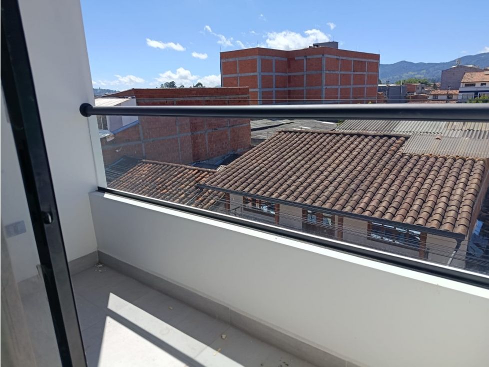 Apartamento en arriendo Antioquia La Ceja Maria Auxiliadora 60 m2 Habitaciones 3 Baños 2 Garajes 0 Precio $1800000