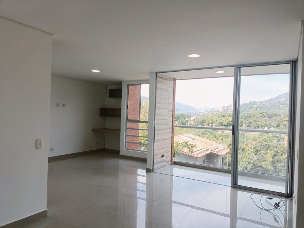 Apartamento en arriendo Antioquia Itagüí El Rosario 63 m2 Habitaciones 2 Baños 2 Garajes 1 Precio $2700000