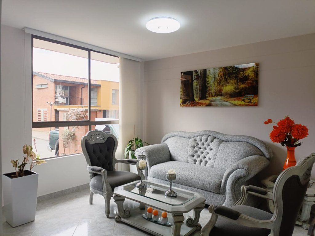 Casa en arriendo Antioquia Itagüí El Rosario 160 m2 Habitaciones 3 Baños 2 Garajes 2 Precio $7300000
