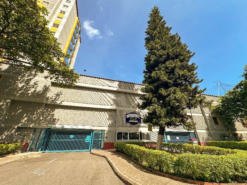 Apartamento en arriendo Antioquia Medellín Urbanizacion Plaza Vicuña 90 m2 Habitaciones 3 Baños 2 Garajes 1 Precio $3200000