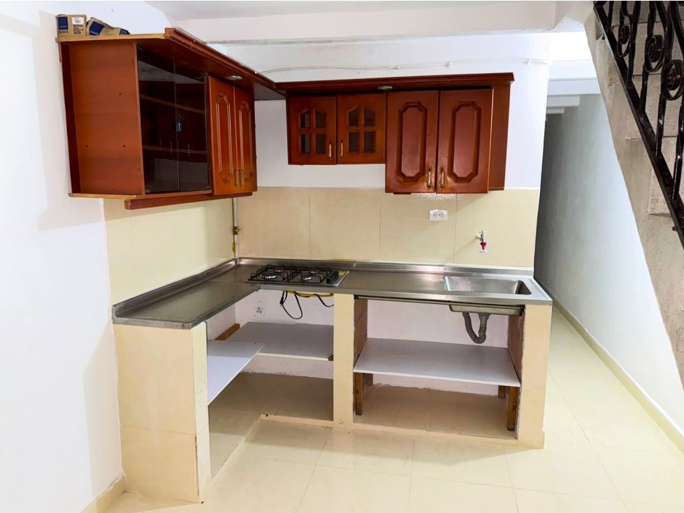 Apartamento en arriendo Antioquia Medellín San Antonio De Prado 85 m2 Habitaciones 4 Baños 2 Garajes 0 Precio $1400000